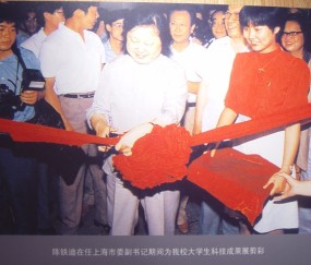 东华大学毕业条件