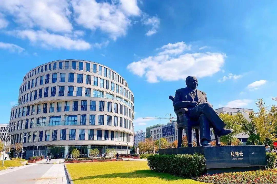 上海大学启用徽派古建筑
